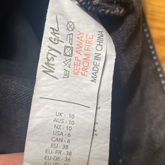 Nasty gal take control of the stitch-Uation diamanté denim cropped jacket size 6 - Picture 10 of 11